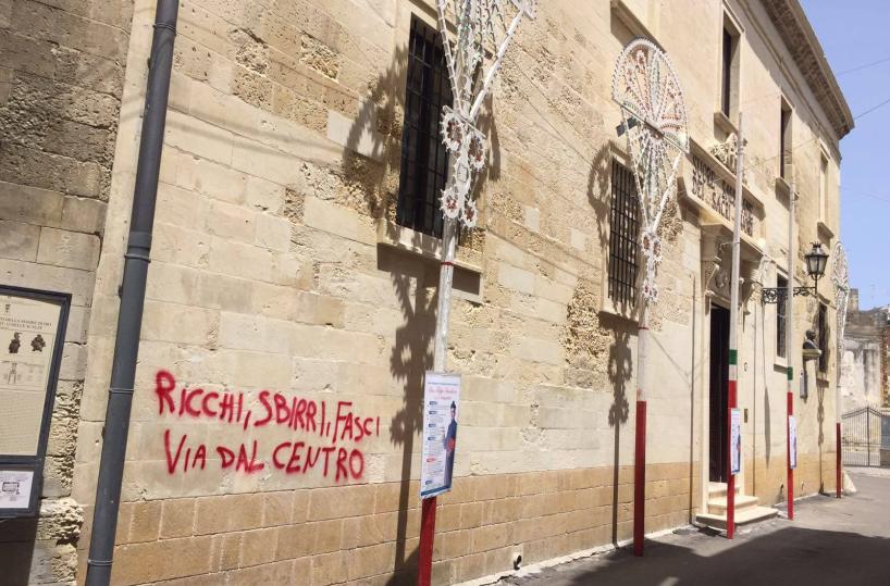 scritte sul Santuario di San Filippo Smaldone