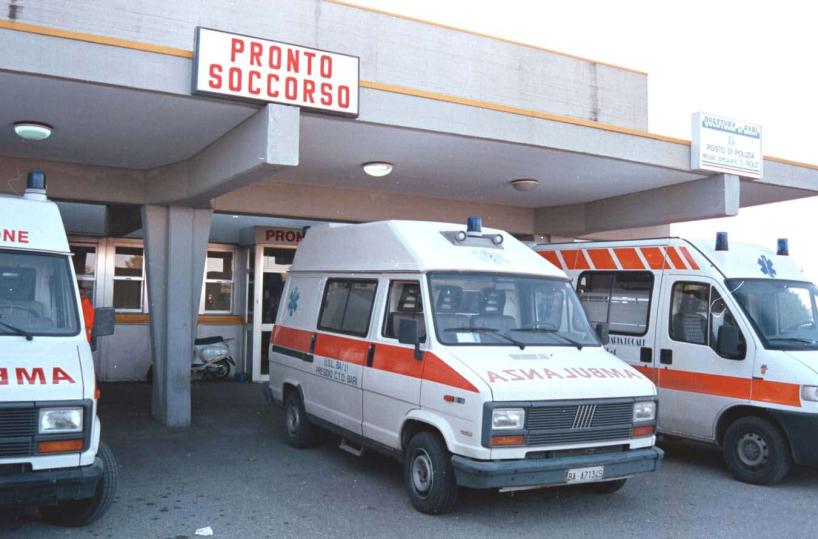 Anziana vittima di scippatorifinisce in ospedale: femore rotto