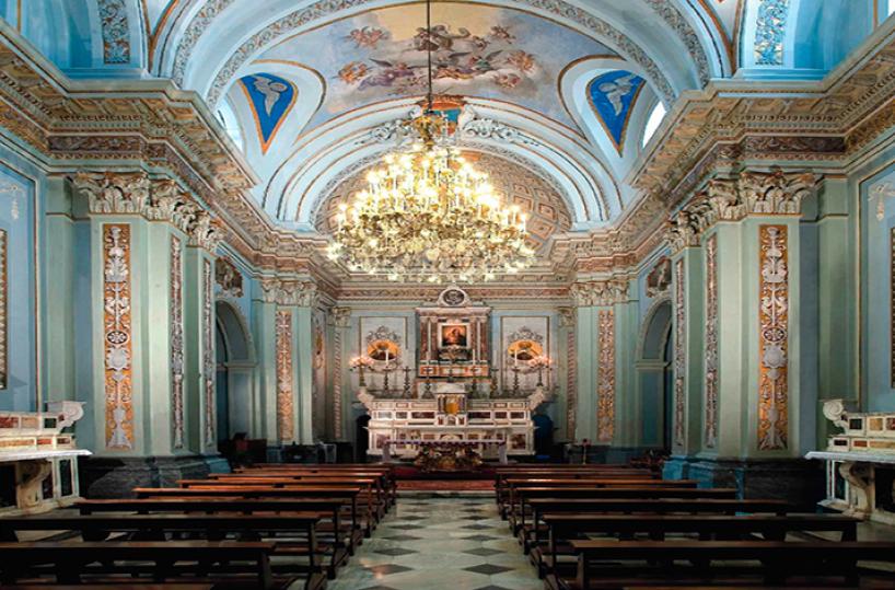 Arciconfraternita di Maria Ss. Del Carmine a Bari