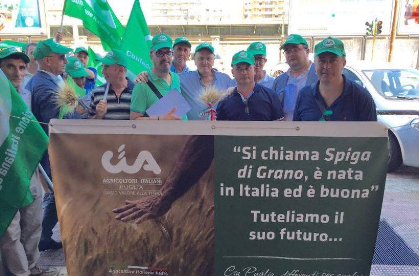 Sit-in della Cia di Puglia davanti al Consiglio regionale