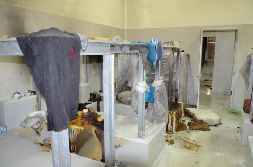 Appiccano un incendio nel  Cie di Brindisi arrestato 22enne ivoriano