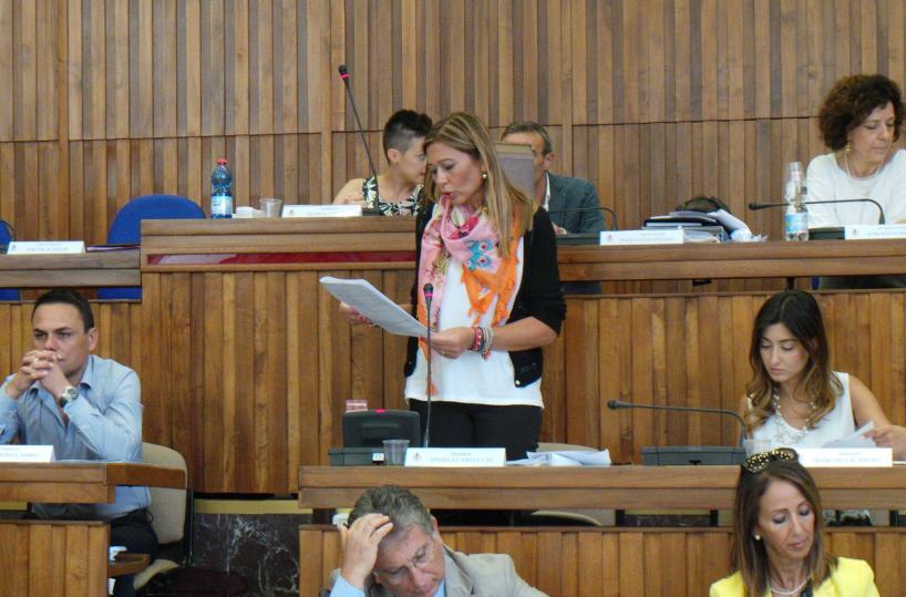 &laquo;Fritto misto al Comune&raquo;Pd attacca la Carluccio