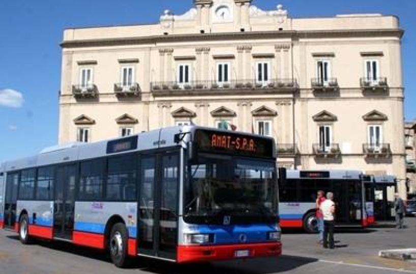 autobus a taranto