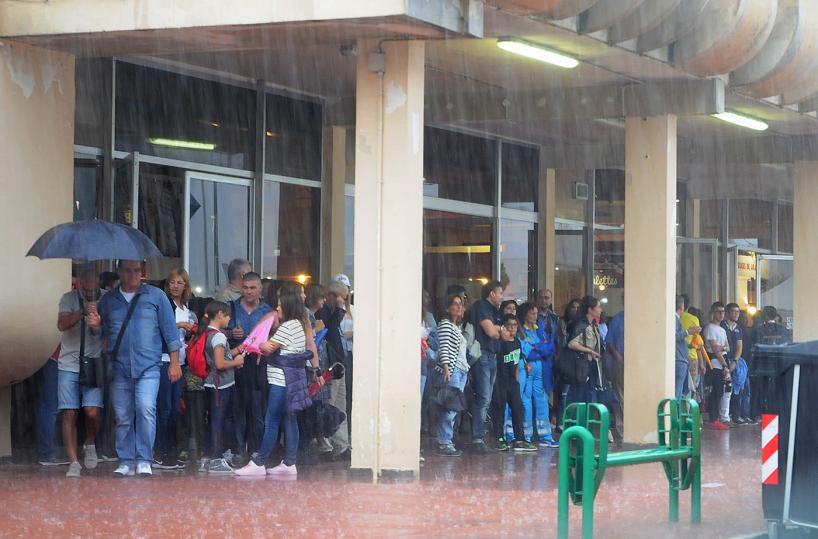 Nubifragio a Bari, strade allagate ma nessun danno