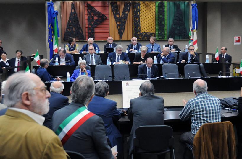 Puglia, sanità in ordine ma i tagli continuano