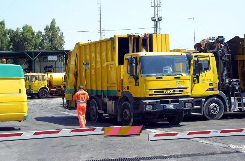 Una transazione salverài conti dell'Amiu  Taranto?