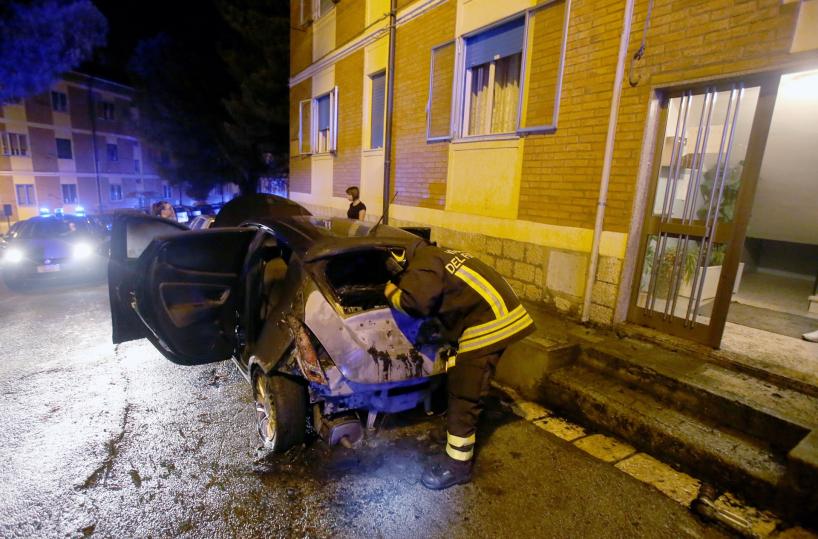 Calci, minacce e incendiall'ex: in manette 46enne