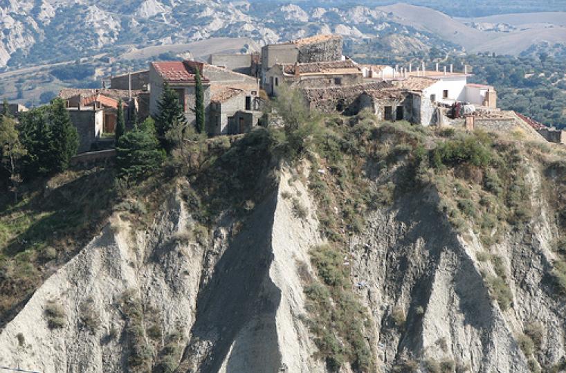 Aliano calanchi
