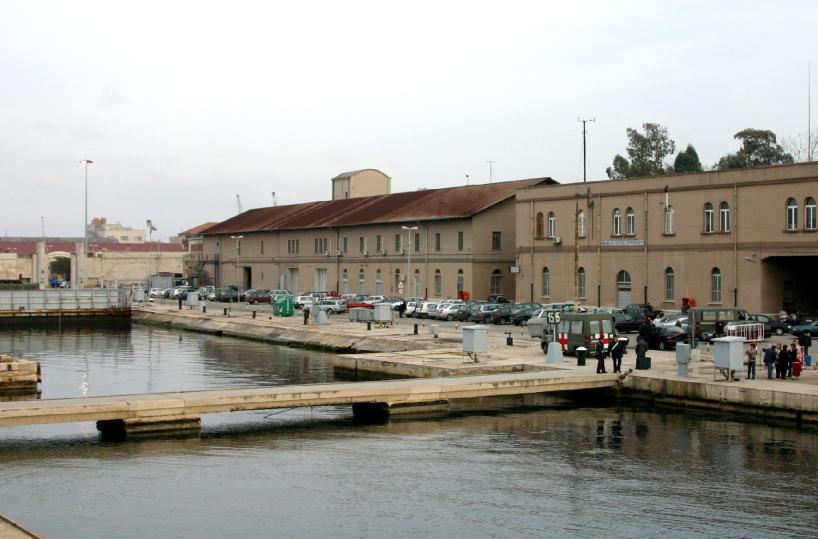 Operaio morì per amiantosu navi: Marina condannata