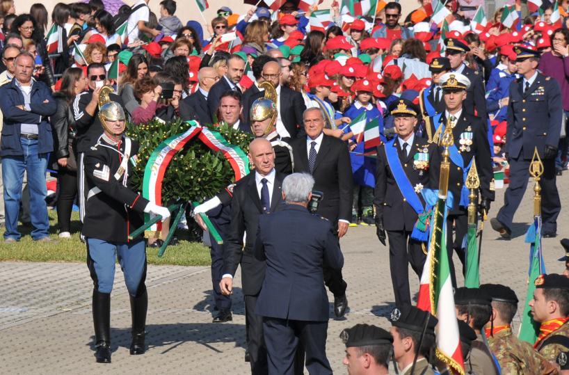 Bari, il presidente Grasso al Sacrario per la celebrazione del 4 novembre