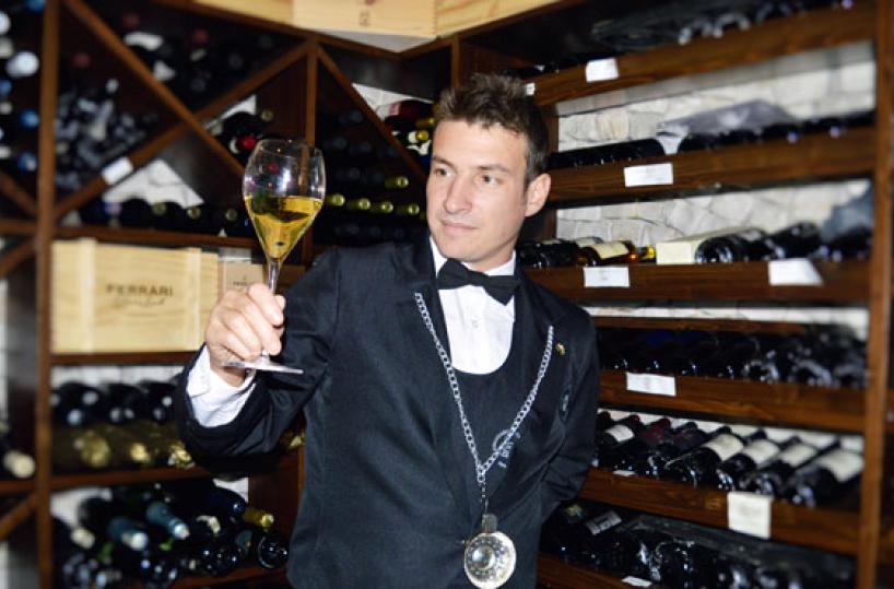 SOMMELIER Antonio Riontino