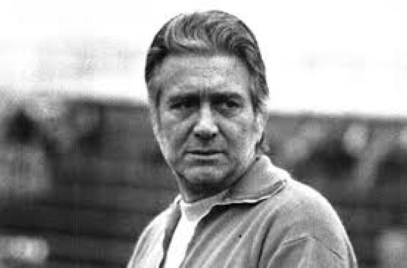 Francobollo per Maestrelli allenatore gentiluomo