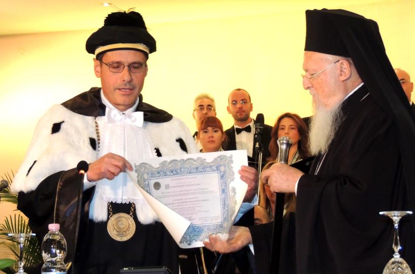 L'Unisalento conferisce  la laurea a Bartolomeo I