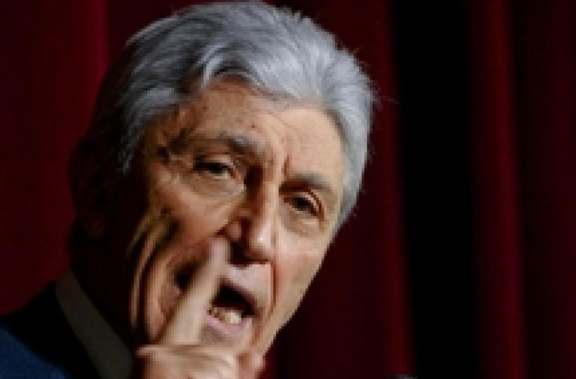 Graziano indagato. Bassolino: 'Pd rischia burrone morale"