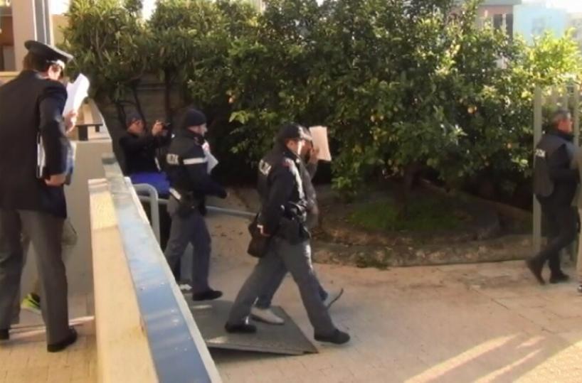 Rapine, presa banda di violentisei arresti tra Brindisi e Taranto«Minacciavano anche i bambini»