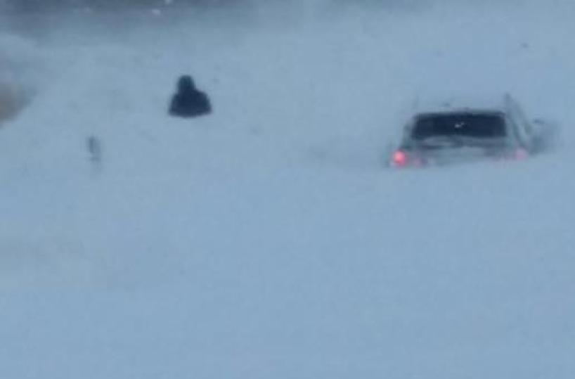 Neve e gelo, Bari imbiancataLaterza, turisti bloccati da 24 oreBasilicata a -10, lunedì stop scuole