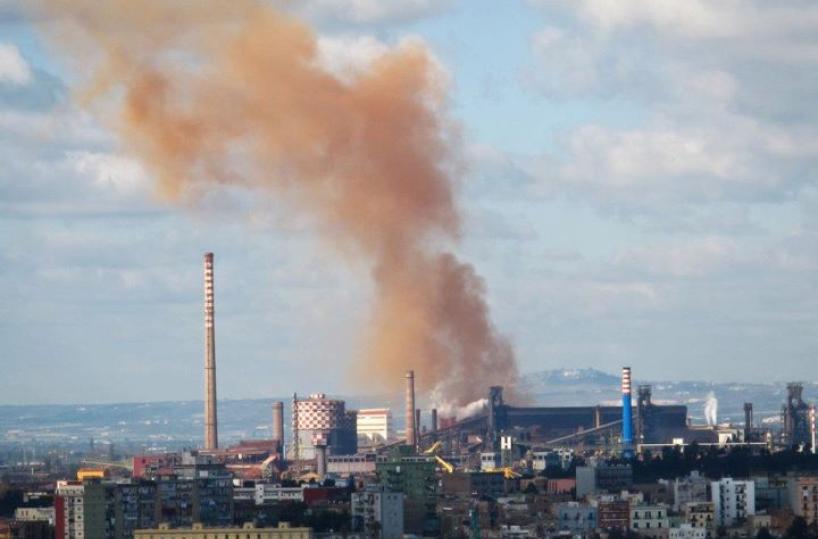 Emissioni odorigene a Taranto proteste e nuove segnalazioni