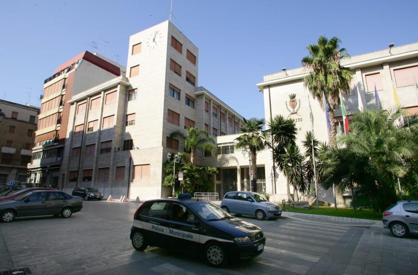 Tatticismi e sgambetticosì «sprofonda» Brindisi