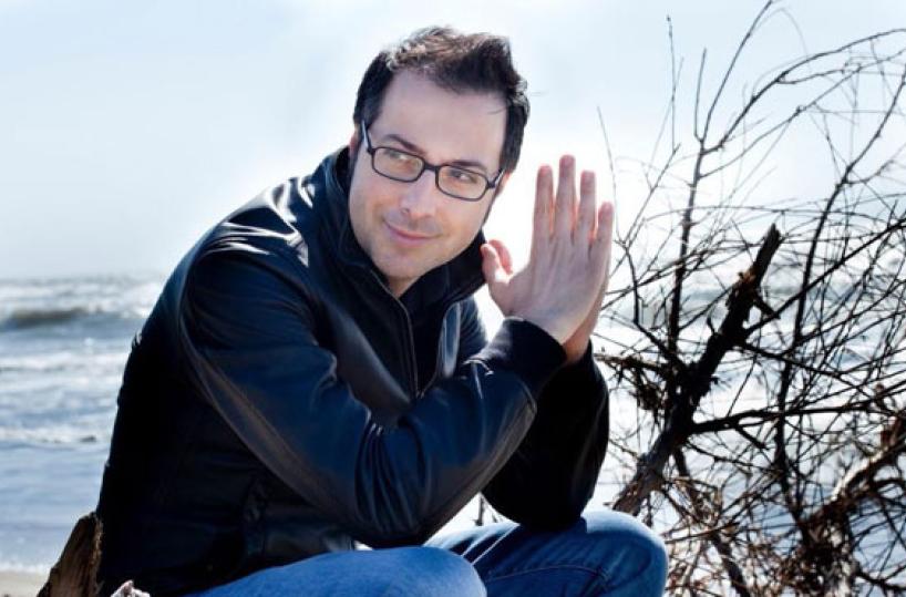 Lo scrittore piemontese Luca Bianchini