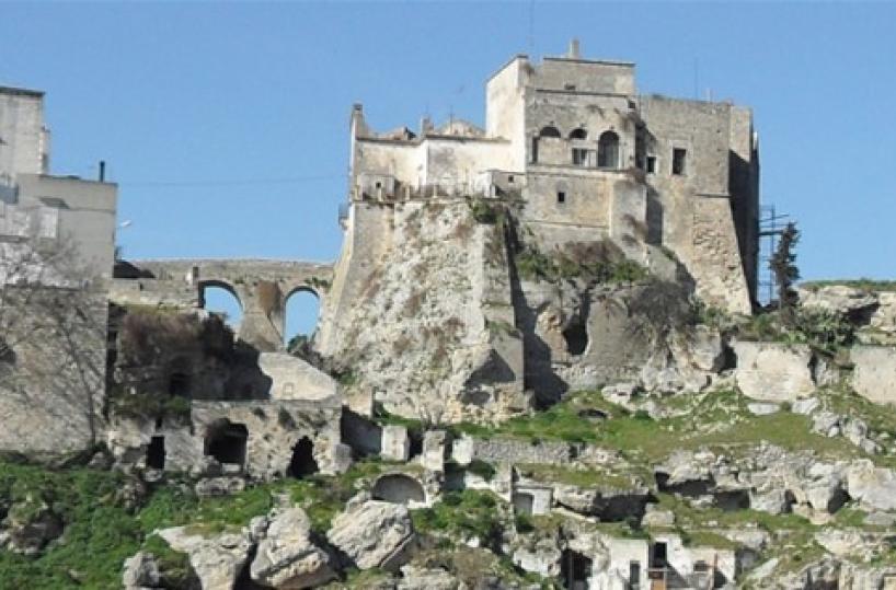 Castello di Ginosatesi laureati baresipremiate in Spagna