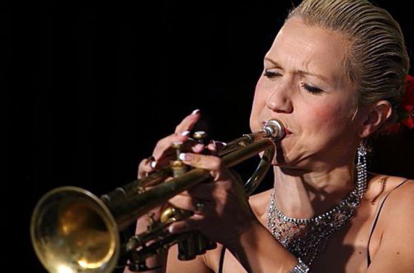La polistrumentista Gunhild Carling
