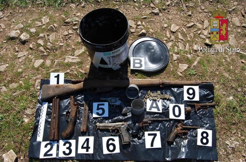 Corato, trovate armi in un pozzo dell'Aqp