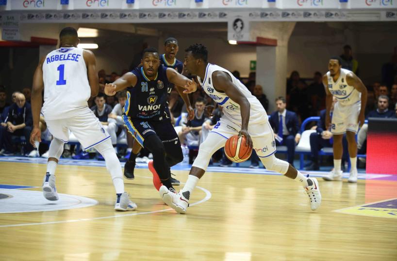 AJ English con Moore l’Enel Brindisi ci prova