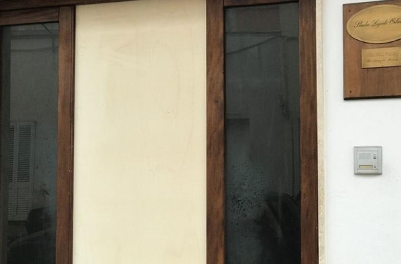 Nardò, bomba a studio legaledifese l'attentatore di Brindisi