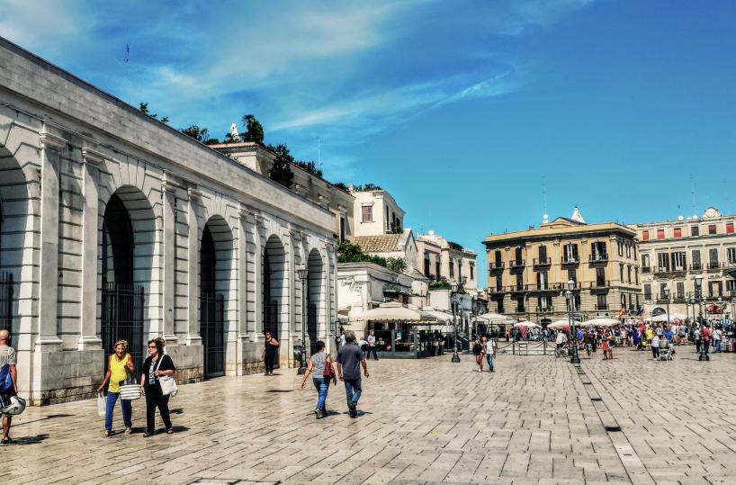 Uno scorcio di Bari vecchia, teatro del racconto
