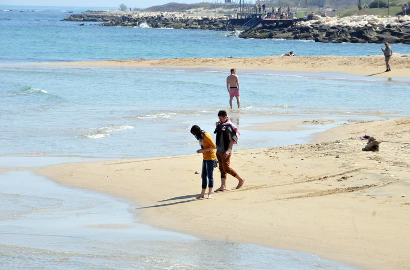 Bari, un&rsquo;unica grande spiaggia pubblica attrezzata