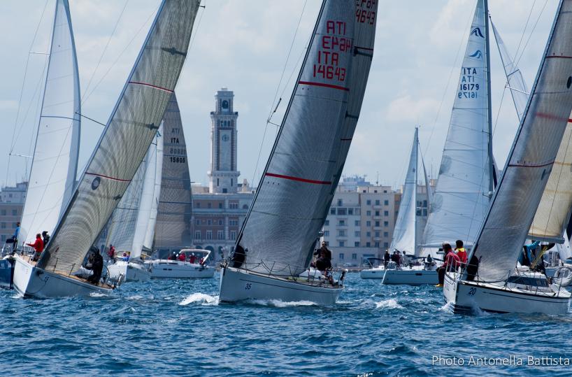 Bari-Cattaro un ponte  sull'Adriatico