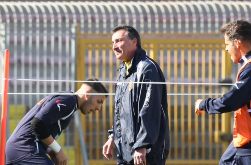 Il nuovo allenatore del Lecce, Roberto Rizzo