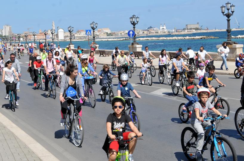 Domenica a Bari la 19° edizione di Bimbinbici