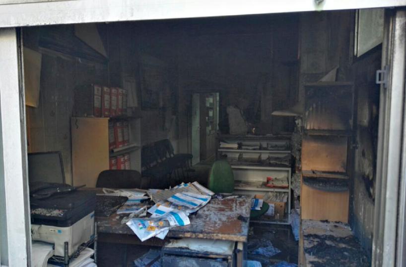 Taranto, a fuoco il Cafdel candidato Patano