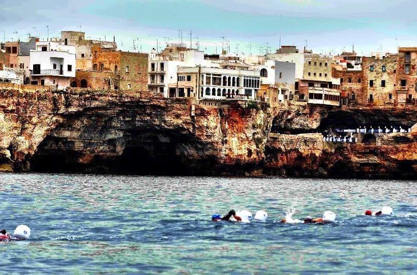 «Prima» a Polignano per il nuoto  in acque libere 