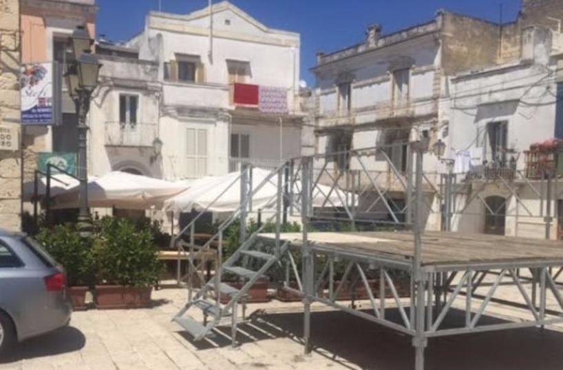Il palco per i comizi è «vietato» a 2 candidate diversamente abili