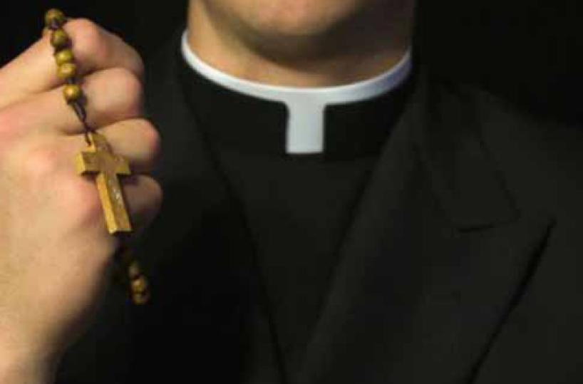 Chiesa rifiuta disabile  Il parroco chiarisce «Solo chiesto aiuto a mamma»