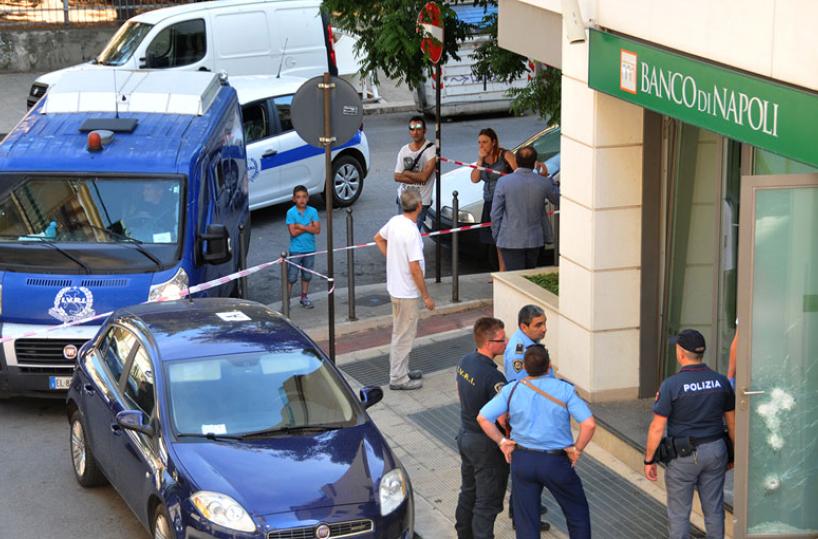 Bari, assalto a portavaloricon sparatoria: sospetti su pregiudicato ferito