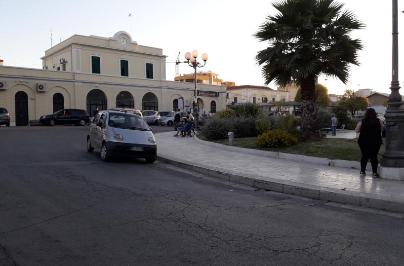 Bisceglie, è morto il 25ennecolpito alla testa dopo un a lite