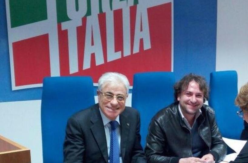 Martano, molotov contro autosegretario reggente Forza Italia
