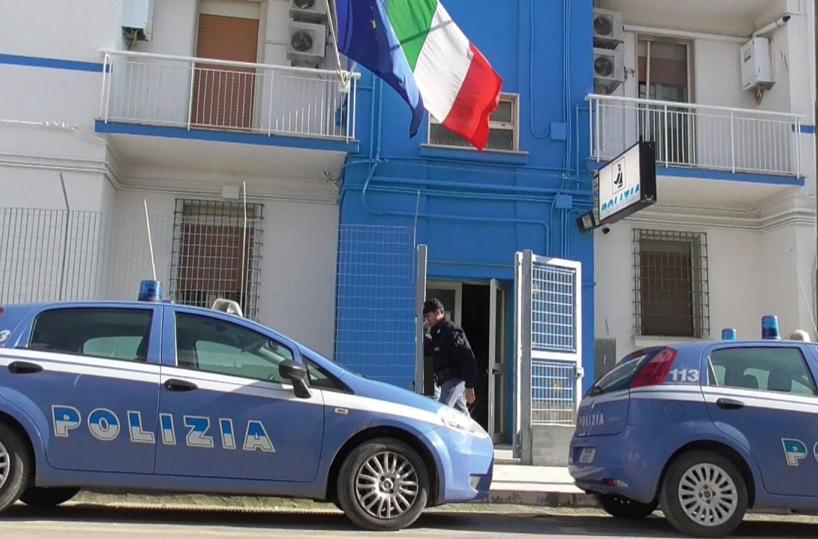 Canosa, perseguita e minacciail fratello che lo ha licenziato