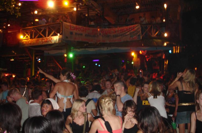 Movida senza sballoubriachi fuori dai locali