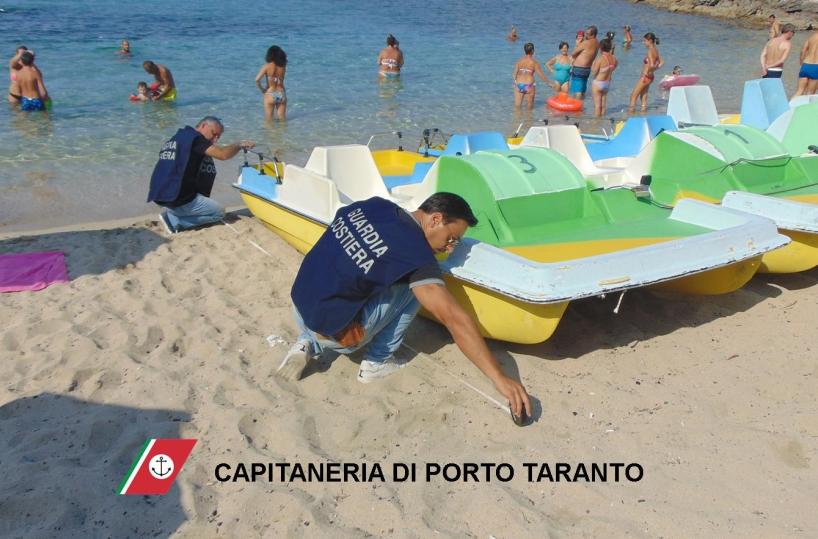 Leporano, chiosco abusivoNardo, barca alla deriva