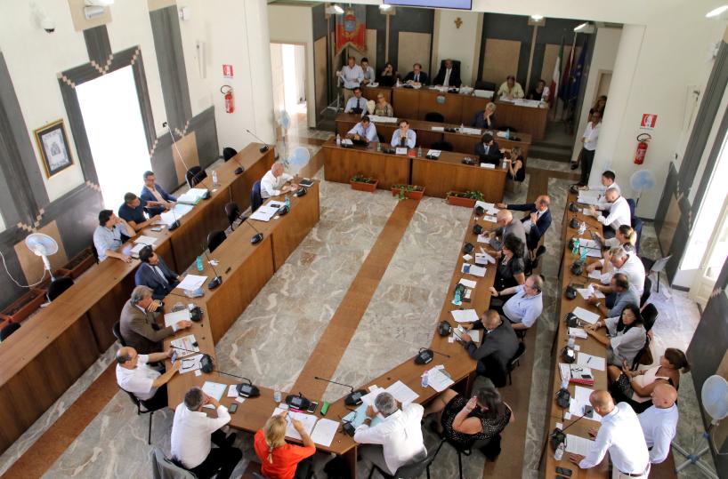Comune di Taranto, dubbidei revisori sul bilancio