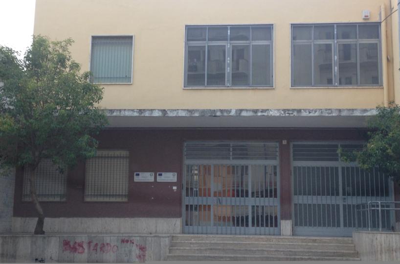 Palo, scuola vandalizzatai genitori di «autotassano»