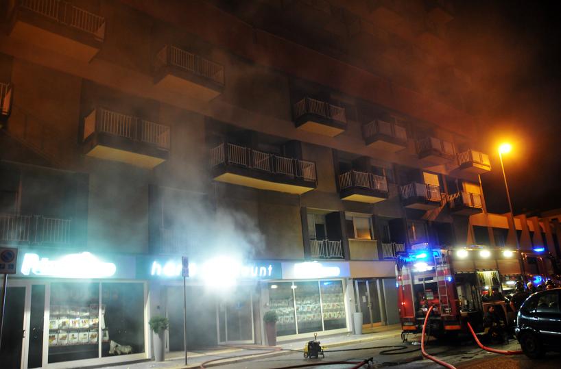 Vieste, a fuoco bungalowimprenditore antiracket