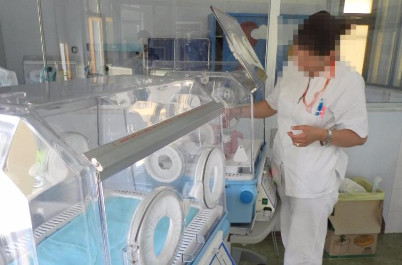 Scambio di culle a Canosai «finti» genitori fanno causaa 28enne: «Non è nostra figlia»