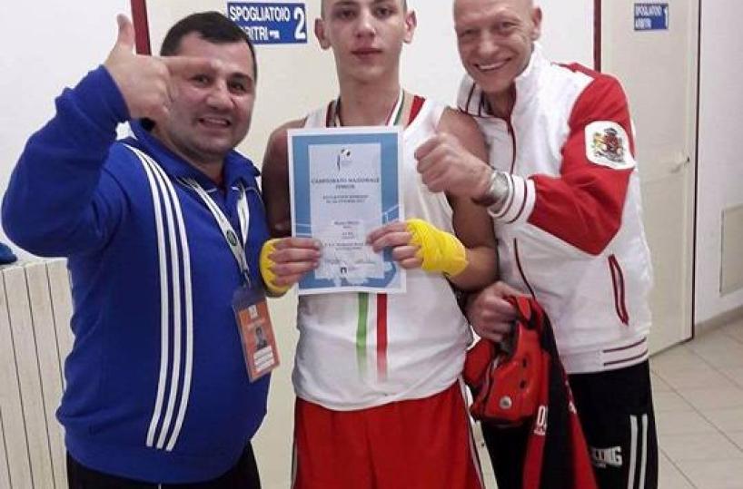 Boxe, il 16enne barese Merro campione italiano junior63 Kg