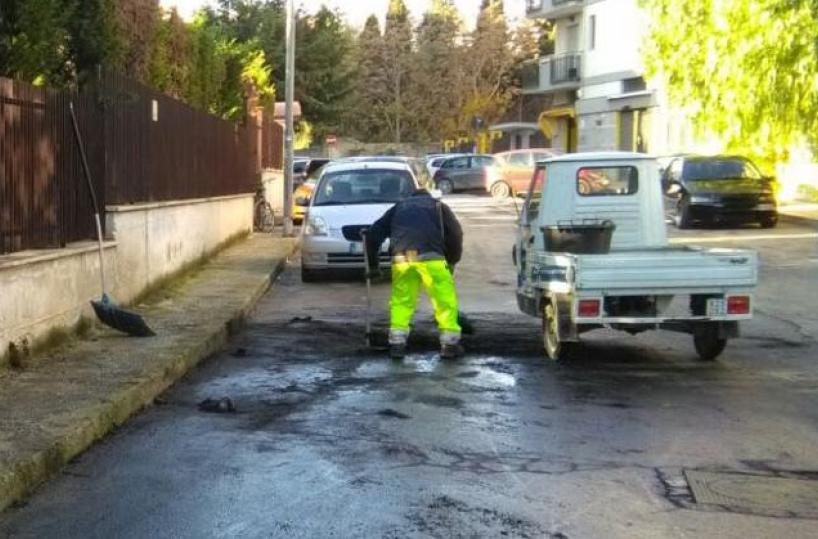 Trani, a fuoco l'autodella consigliera Merra