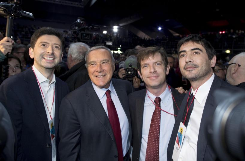 Più fratelli meno coltelli «dedicato a chi»  vota a sinistra 